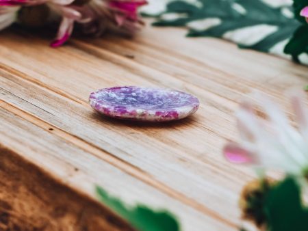 Lepidolite Worry Stone – Halt Obsessive Thoughts and Stabilize Mood Swings Online