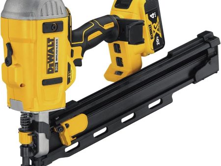 DEWALT 20V MAX* 21 degree Plastic Collated Cordless Framing Nailer Kit Sale